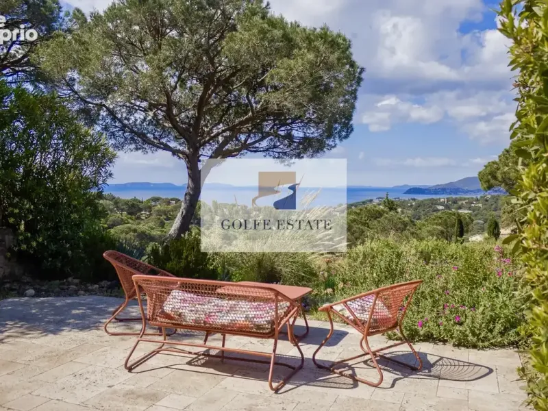 Photo Maison à La Croix-Valmer au prix de 1 095 000€