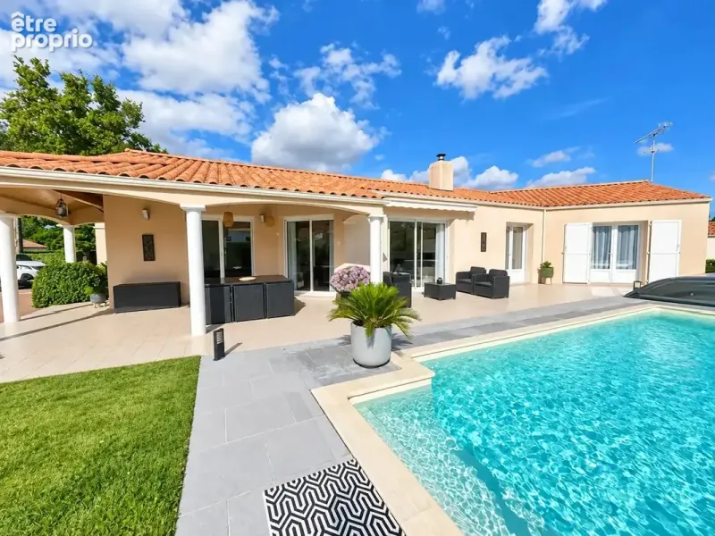 Photo Maison à Coex au prix de 470 000€