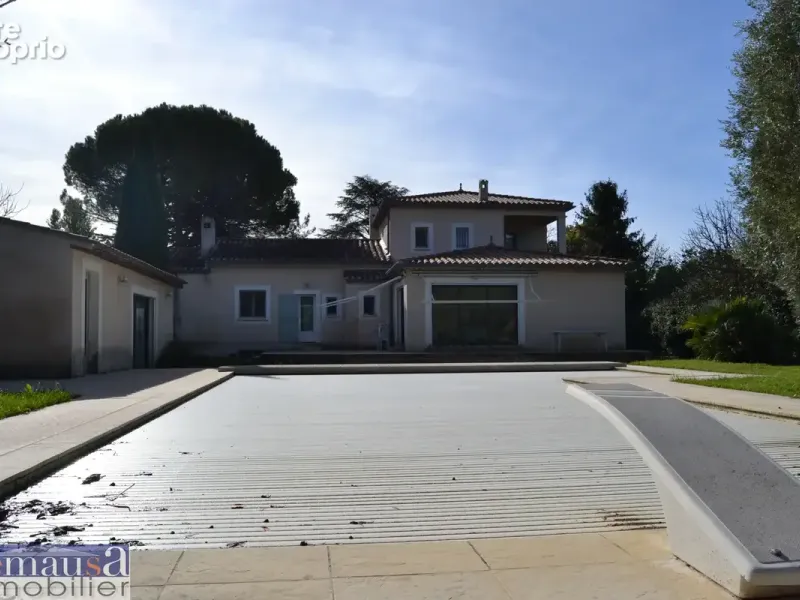 Photo Maison à Tarascon au prix de 1 080 000€