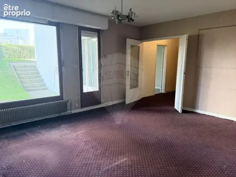 Photo Commerce à Royan au prix de 139 000€