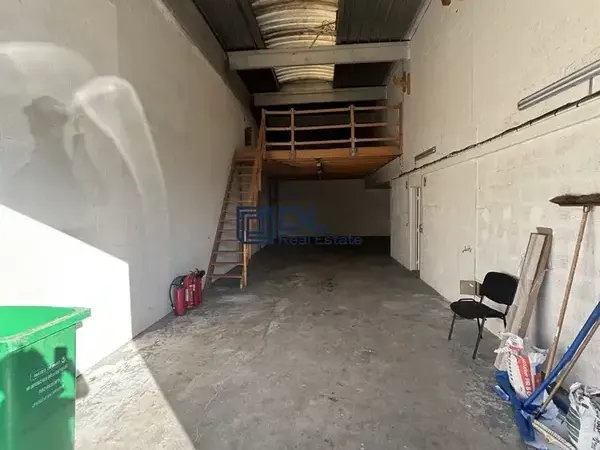 Photo Commerce à Roissy-En-Brie au prix de 450 000€