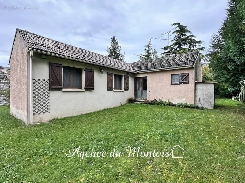 Photo Maison à Sergines au prix de 144 000€