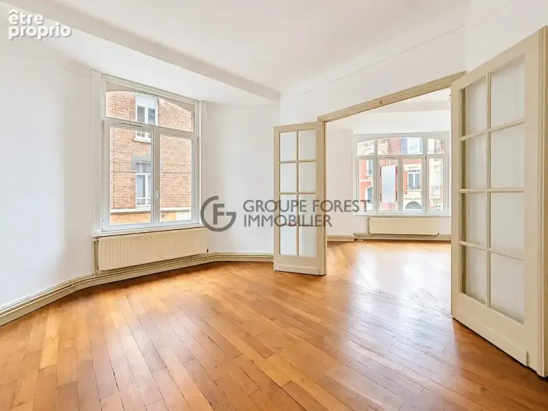 Photo Appartement à La Madeleine au prix de 300 000€