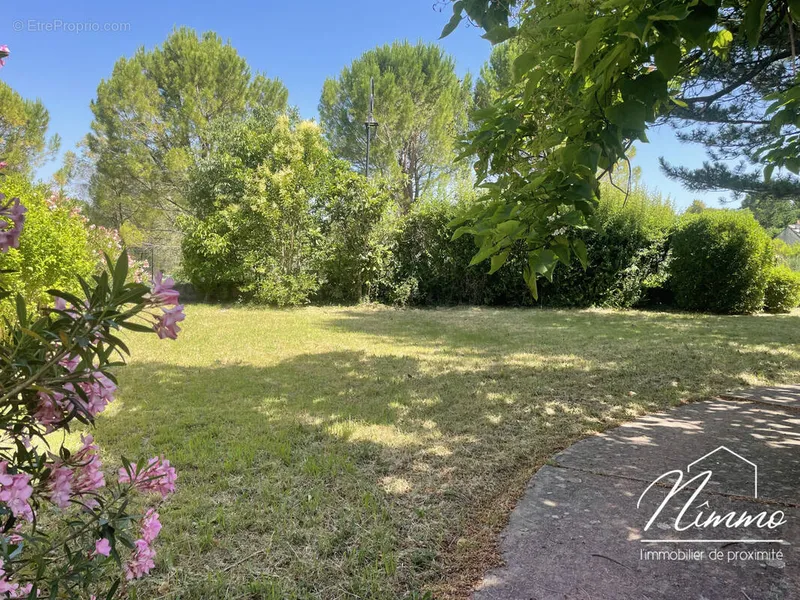 Photo Terrain à Gajan au prix de 95 000€