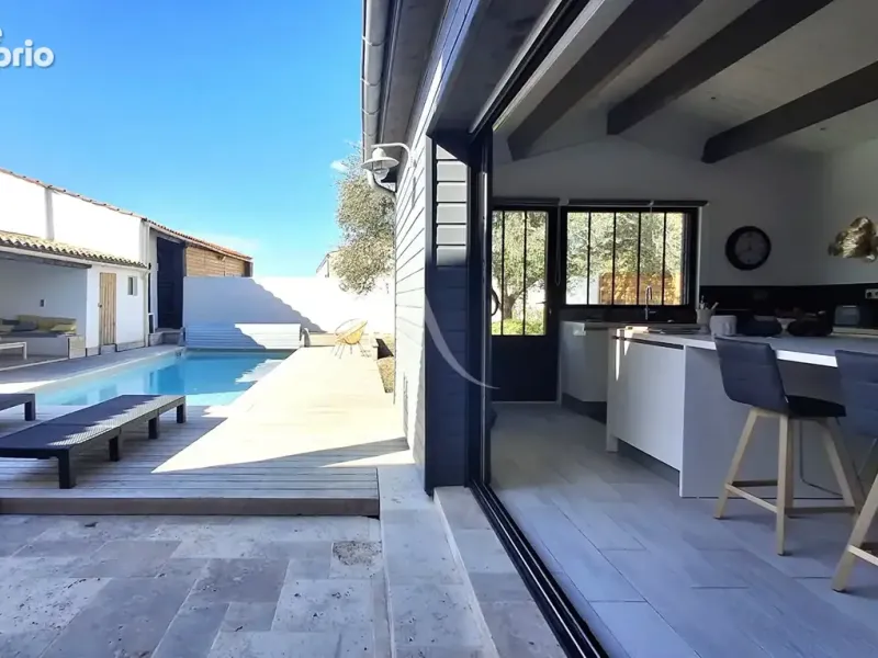 Photo Maison à Saint-Medard-D'aunis au prix de 598 000€