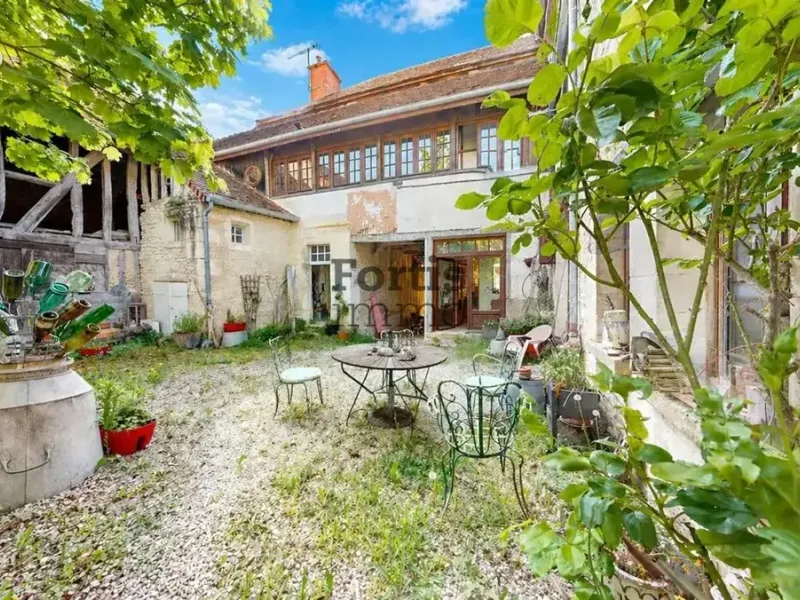 Photo Maison à Epineuil au prix de 274 000€