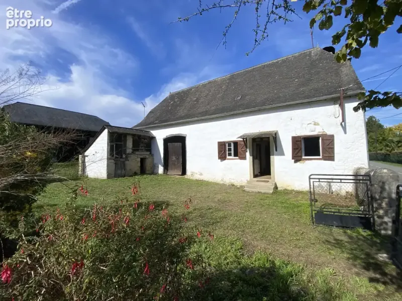 Photo Maison à Lacommande au prix de 142 000€