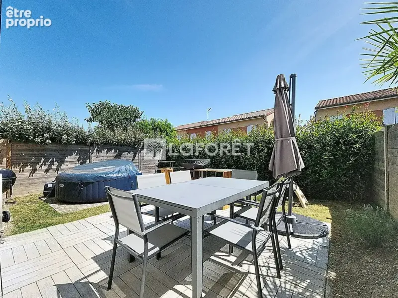 Photo Maison à Civrieux au prix de 325 000€