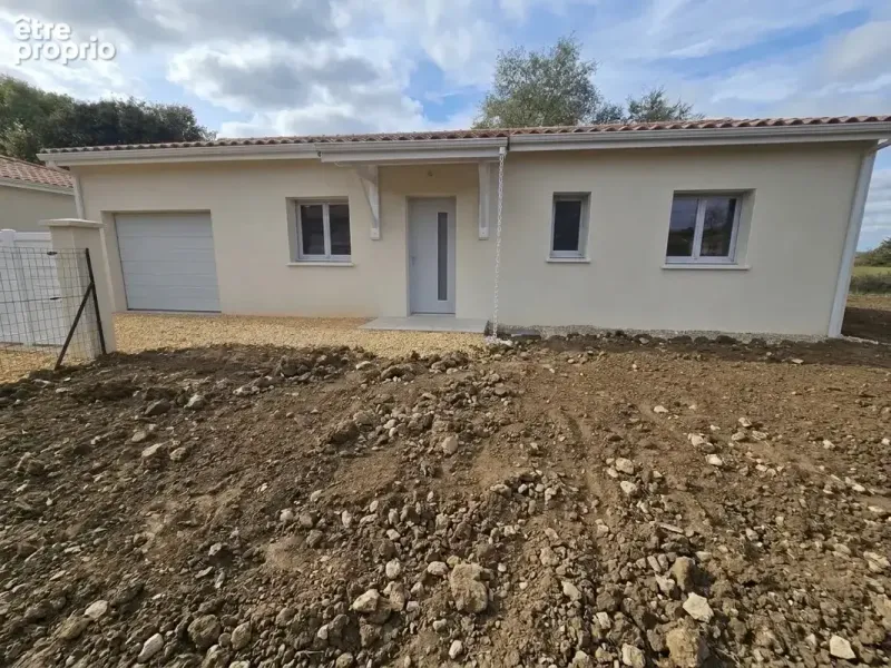 Photo Maison à Villereal au prix de 232 200€