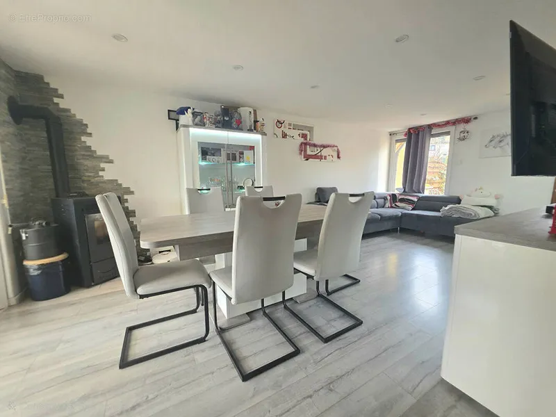 Photo Maison à Saint-Quentin-Fallavier au prix de 219 000€