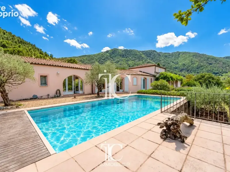 Photo Maison à Les Vans au prix de 550 000€
