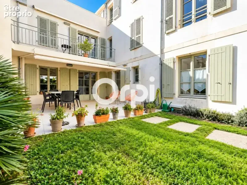Photo Appartement à La Rochelle au prix de 828 000€