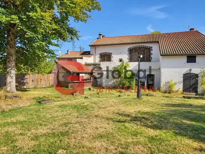 Photo Maison à Orcines au prix de 262 000€