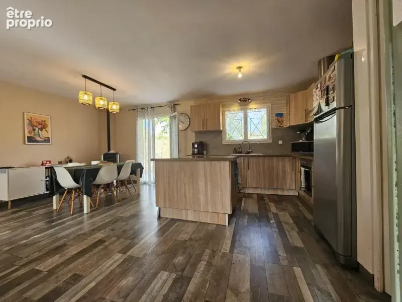 Photo Maison à Saint-Yzan-De-Soudiac au prix de 227 900€