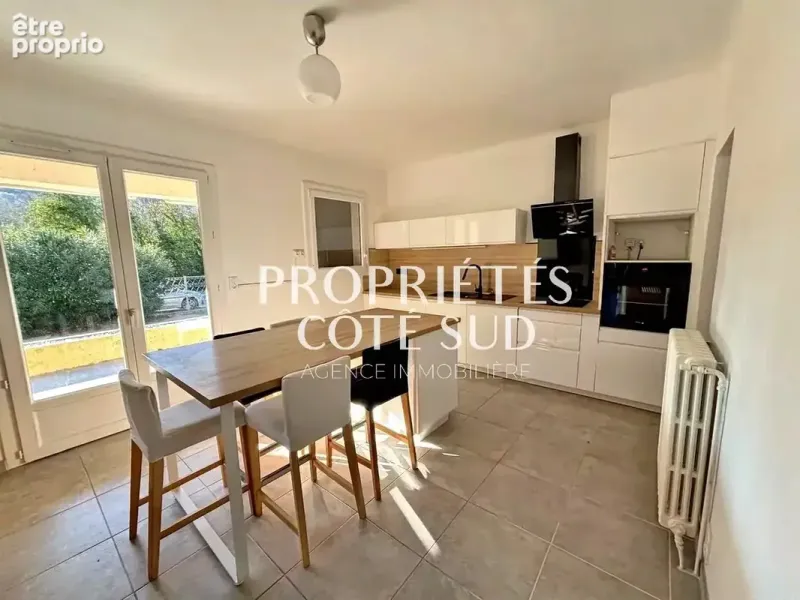 Photo Maison à Pujaut au prix de 375 000€