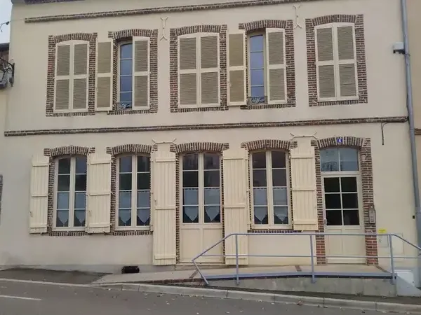 Photo Appartement à Brienon-Sur-Armancon au prix de 79 000€