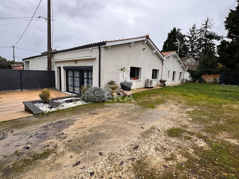 Photo Maison à Mombrier au prix de 227 900€