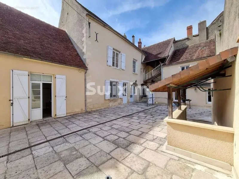 Photo Maison à Varzy au prix de 149 000€