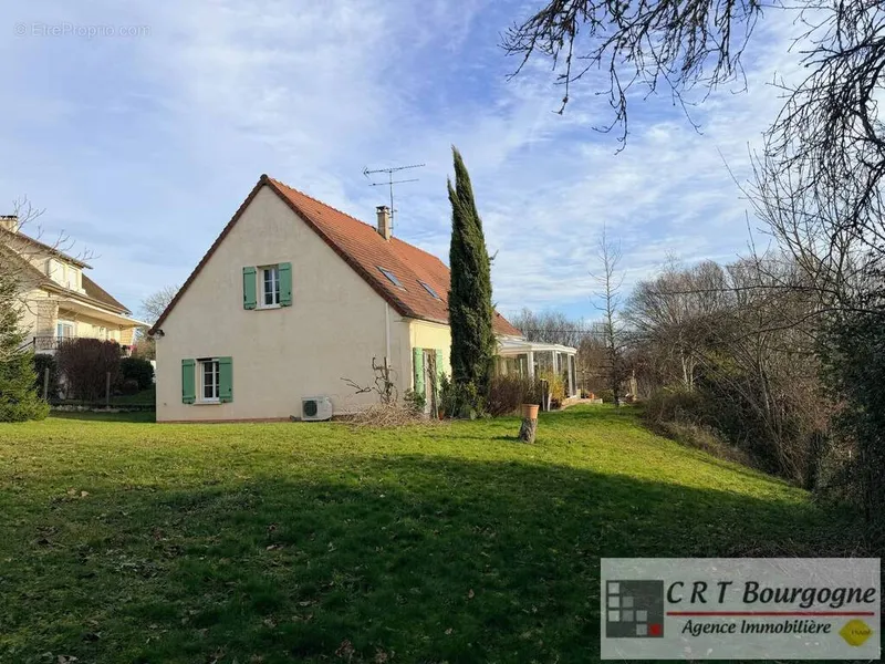 Photo Maison à Villiers-Saint-Benoit au prix de 260 000€