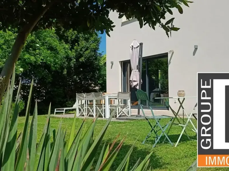 Photo Maison à Montmeyran au prix de 394 000€