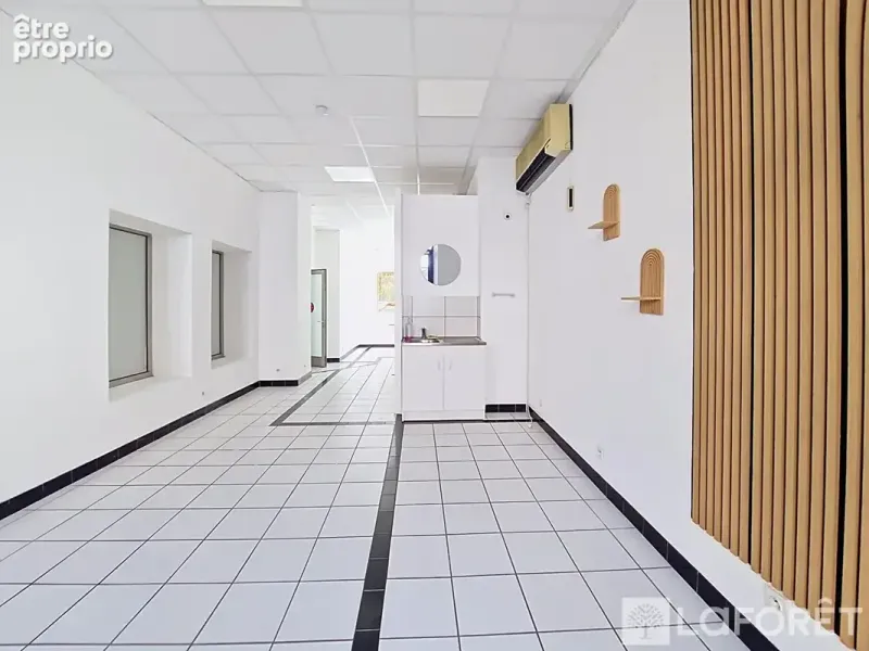 Photo Commerce à Montbeliard au prix de 87 000€