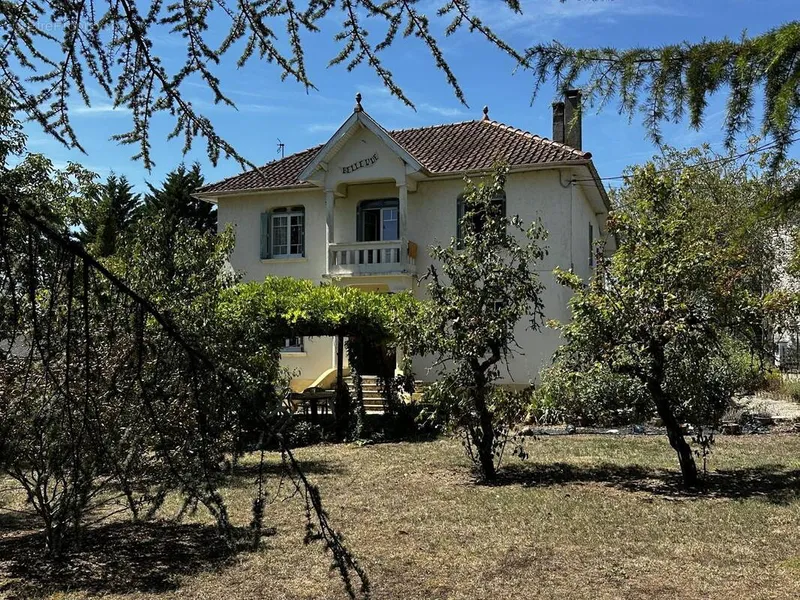 Photo Maison à Loubes-Bernac au prix de 294 250€