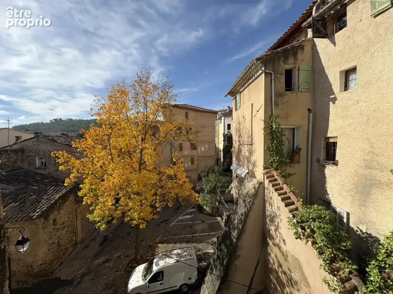 Photo Maison à Cotignac au prix de 158 000€