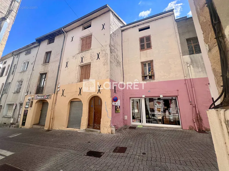 Photo Maison à Saint-Amour au prix de 75 000€