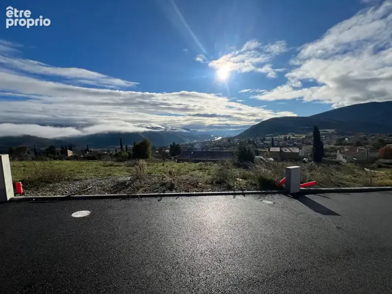 Photo Terrain à Sisteron au prix de 89 000€