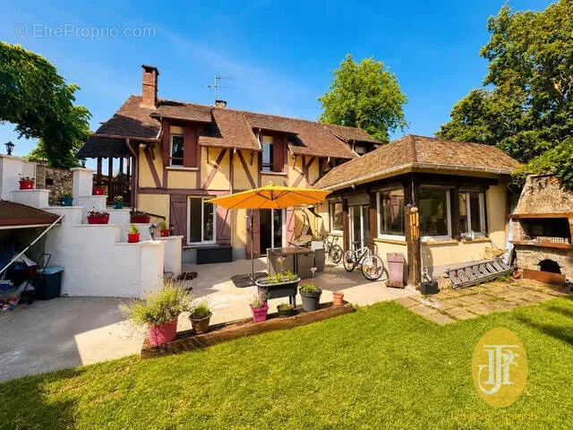 Photo Maison à Vernon au prix de 329 000€