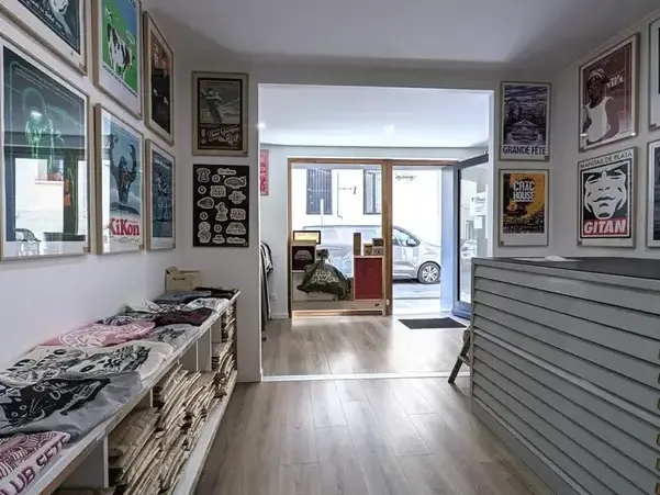 Photo Commerce à Sete au prix de 105 000€