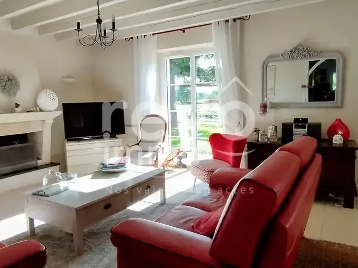 Photo Maison à Moze-Sur-Louet au prix de 465 000€