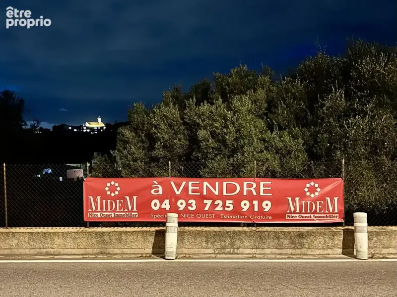 Photo Terrain à Nice au prix de 395 000€