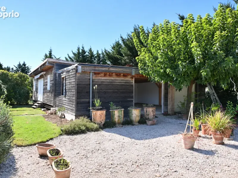 Photo Maison à Robion au prix de 395 000€