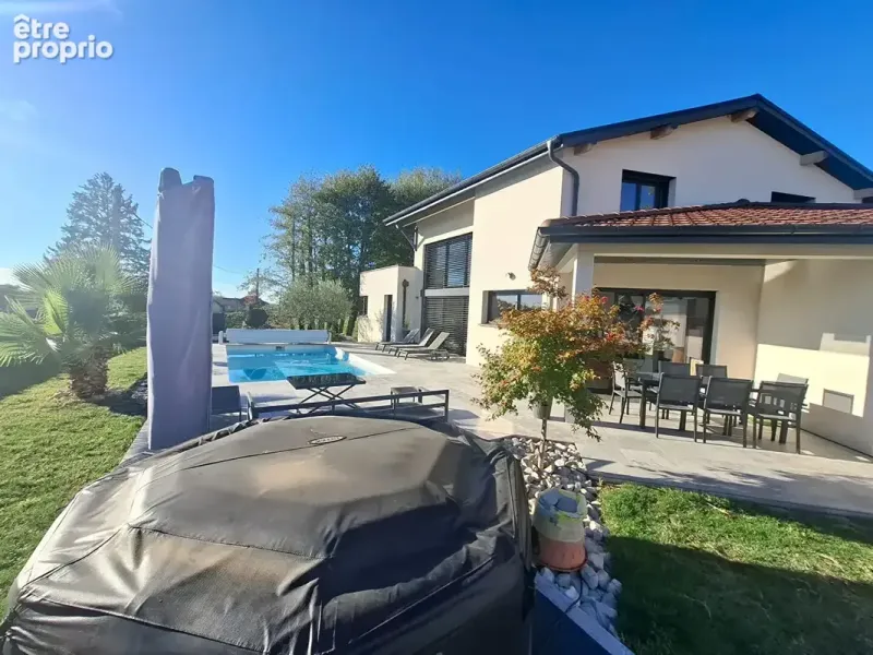 Photo Maison à Viriat au prix de 599 000€