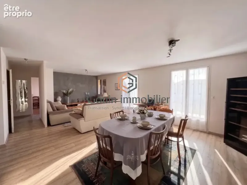Photo Maison à Meximieux au prix de 305 000€