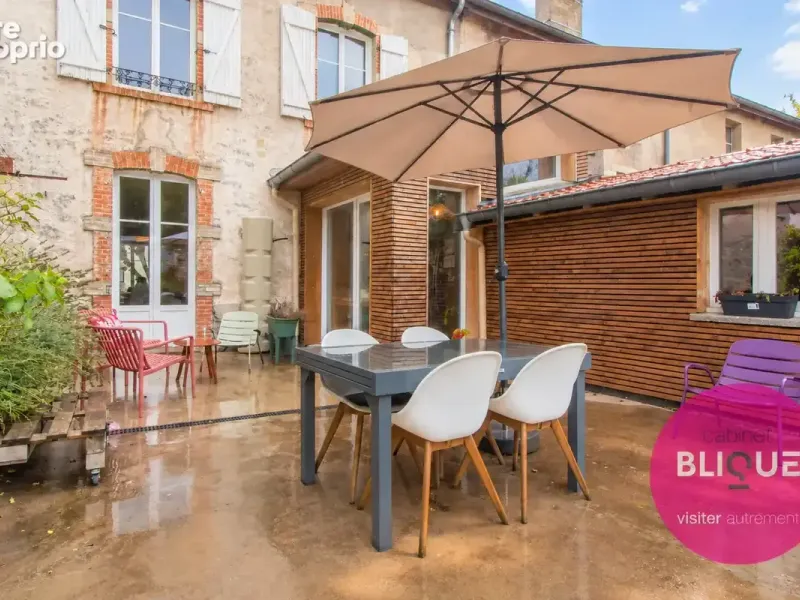 Photo Maison à Charmes au prix de 210 000€