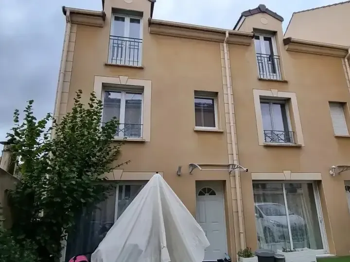 Photo Maison à Stains au prix de 719 000€