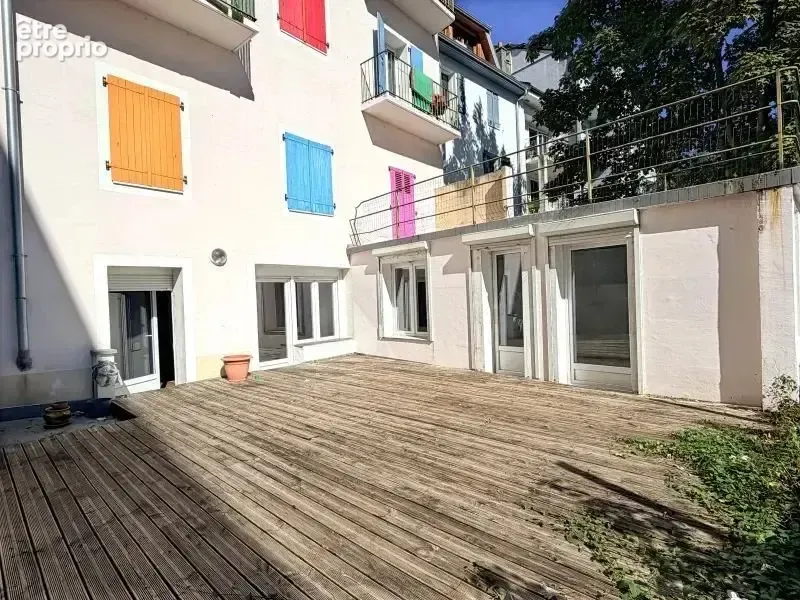 Photo Appartement à Saint-Julien-En-Genevois au prix de 280 000€