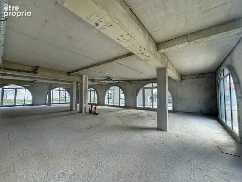 Photo Commerce à Saint-Jean-Pied-De-Port au prix de 122 000€