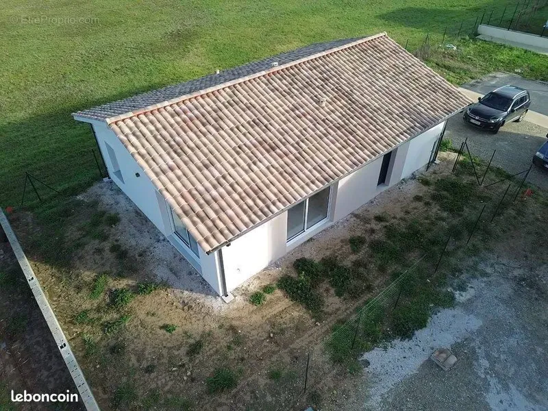 Photo Maison à Les Billaux au prix de 250 000€