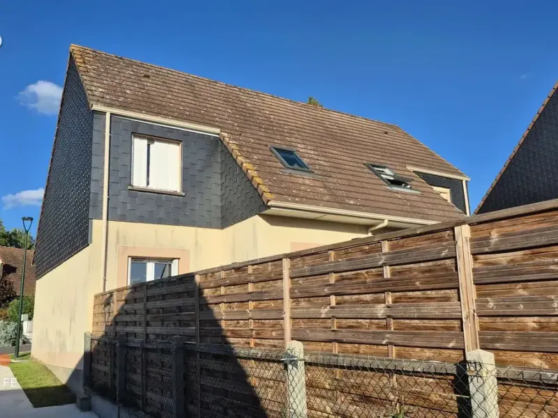 Photo Maison à Saint-Pierre-De-Manneville au prix de 175 000€