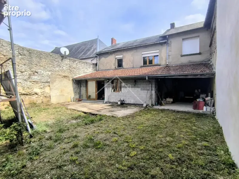 Photo Maison à Montaigut au prix de 55 000€