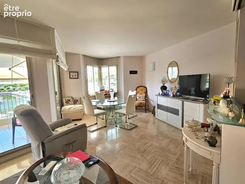 Photo Appartement à Mandelieu-La-Napoule au prix de 349 000€