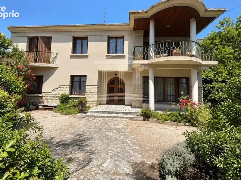 Photo Maison à Carpentras au prix de 395 000€