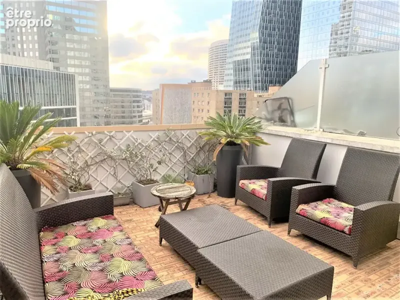 Photo Appartement à Courbevoie au prix de 850 000€
