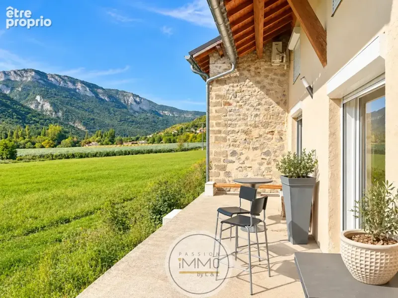 Photo Maison à Trescleoux au prix de 199 000€