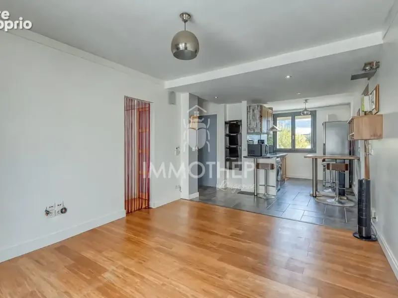 Photo Appartement à Fontaine au prix de 127 000€