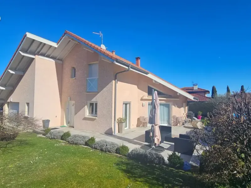 Photo Maison à Allinges au prix de 595 000€