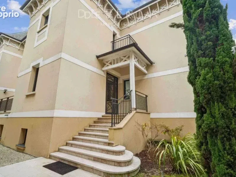 Photo Maison à Saint-Maur-Des-Fosses au prix de 2 290 000€